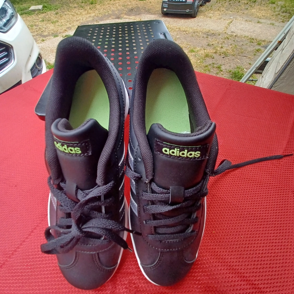 Adidas sneakers - Picture 7 of 16